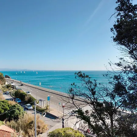 Apartman Il Porto Celle Ligure